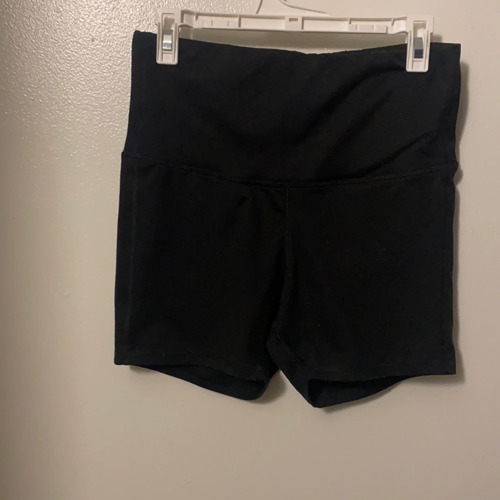 Champion 9 athletic shorts size small